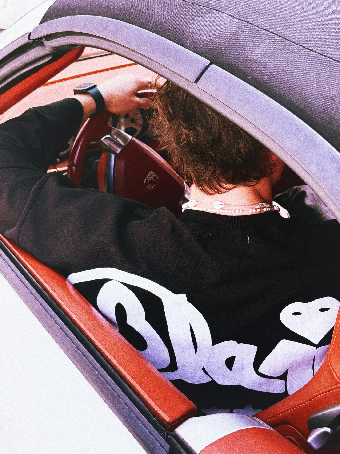 BG OVERSIZED LONGSLEEVE